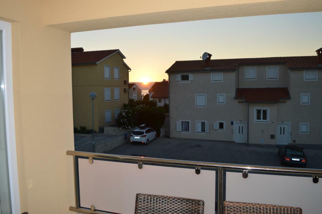 Malinska Apartment ภายนอก รูปภาพ